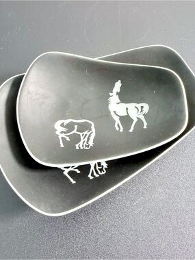 OTAGIRI Japanese black & white horse porcelain sushi and sauce dishes set of two